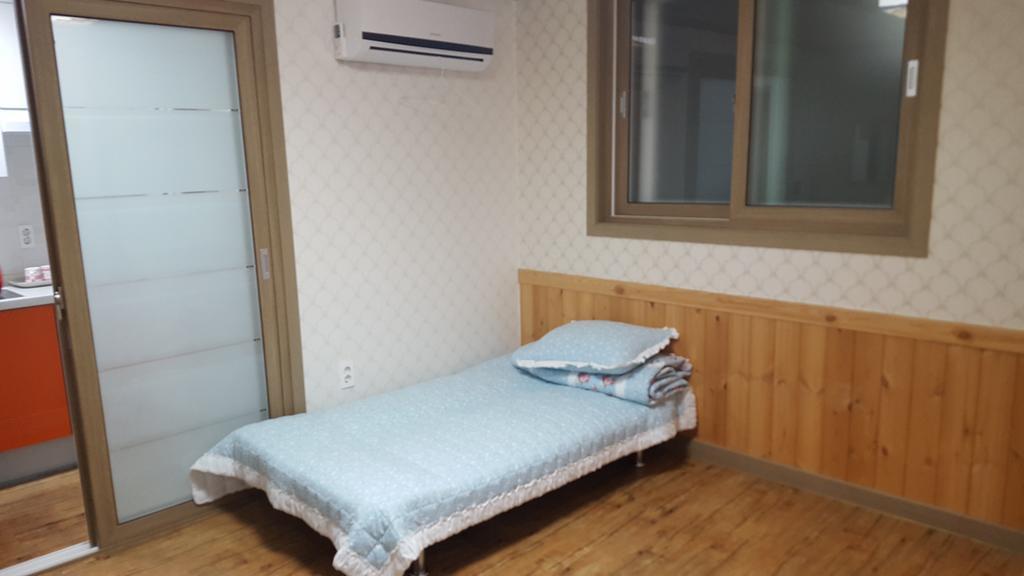 The 1St Andong Hostel Екстер'єр фото