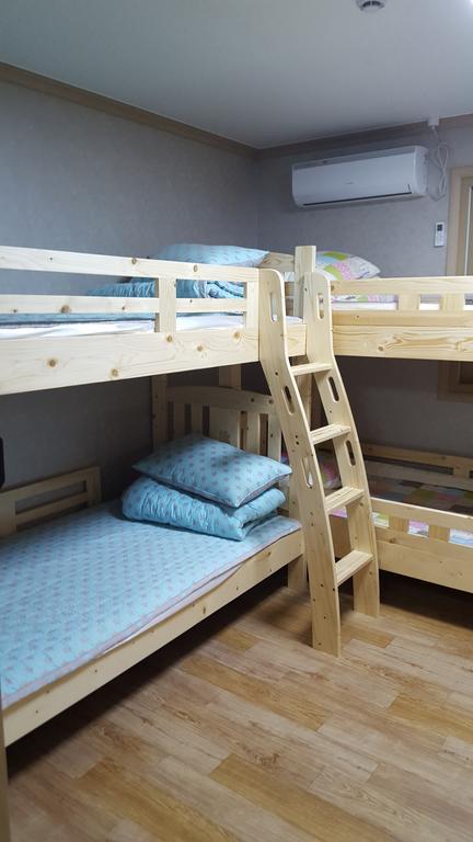 The 1St Andong Hostel Екстер'єр фото