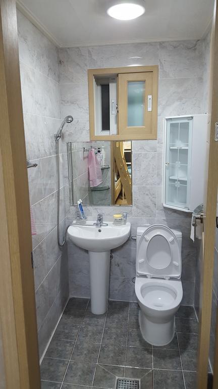 The 1St Andong Hostel Екстер'єр фото